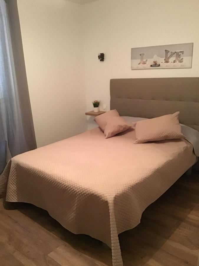 Magnifique T4 Avec Terrasse A Saint-Nectaire - 8 Pers Διαμέρισμα Εξωτερικό φωτογραφία
